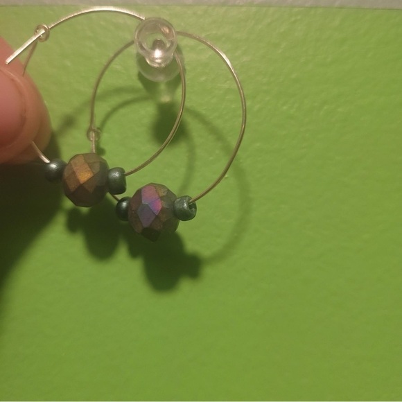 New Handmade Iridescent Glass Beads On Silver Colored Hoop Earrings Gift Boxed - Picture 2 of 9